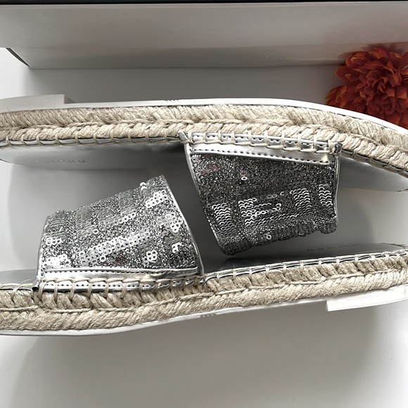 Guess embellished espadrille slides. - Picture 2 of 5